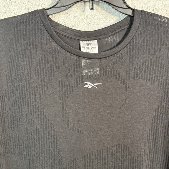 Reebok Plus Size Burnout Training T-Shirt - Black 2X - Picture 3 of 6
